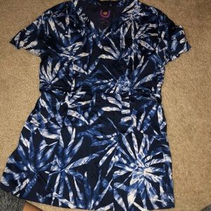 urbane patterned scrub top